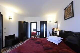 Отель Contele Vladimir Бран Люкс с гидромассажной ванной-3