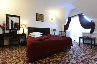 Отель Contele Vladimir Бран Люкс с гидромассажной ванной-5